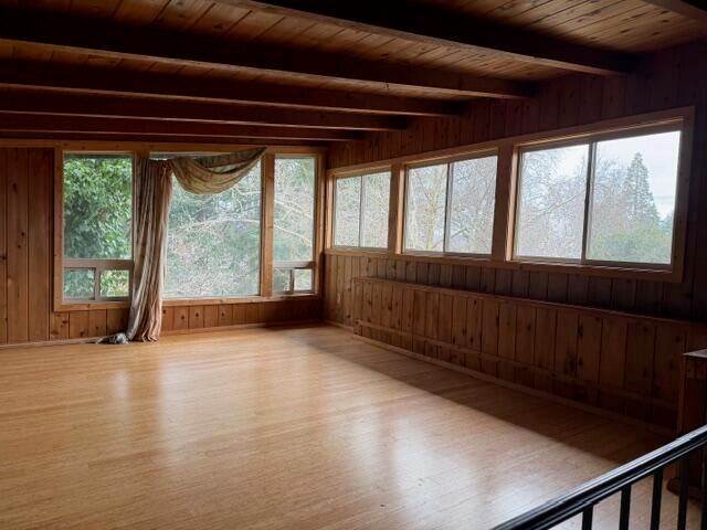 215 Hillhouse Avenue, Medford, OR 97504