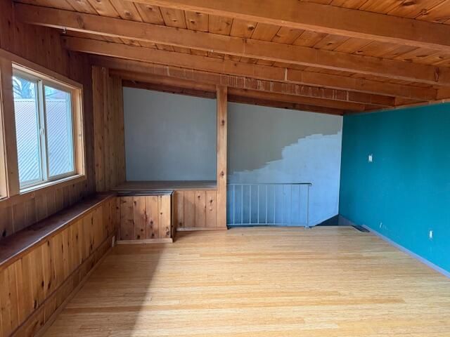 215 Hillhouse Avenue, Medford, OR 97504