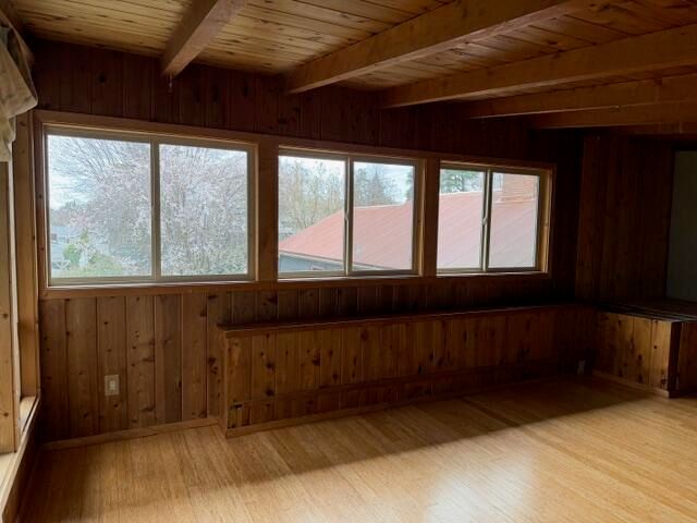 215 Hillhouse Avenue, Medford, OR 97504