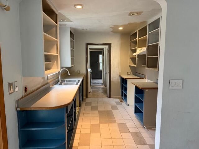 215 Hillhouse Avenue, Medford, OR 97504