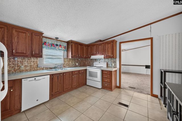 948 Peach Festival Road, Gilbert, SC 29054