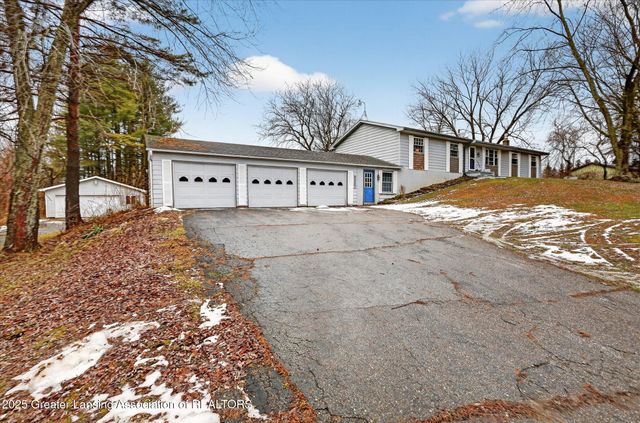 9992 Woodbury Road, Laingsburg, MI 48848