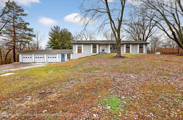 9992 Woodbury Road, Laingsburg, MI 48848