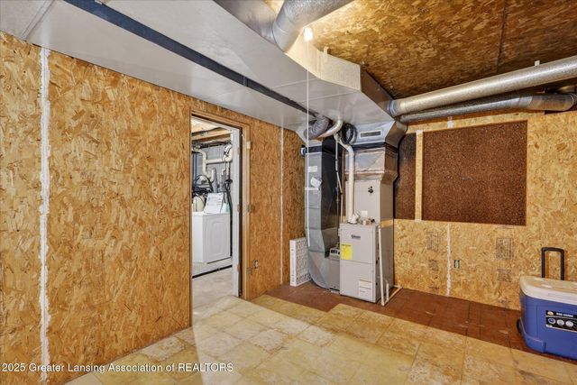 9992 Woodbury Road, Laingsburg, MI 48848