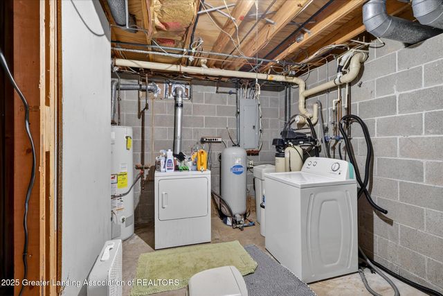 9992 Woodbury Road, Laingsburg, MI 48848