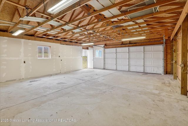 9992 Woodbury Road, Laingsburg, MI 48848