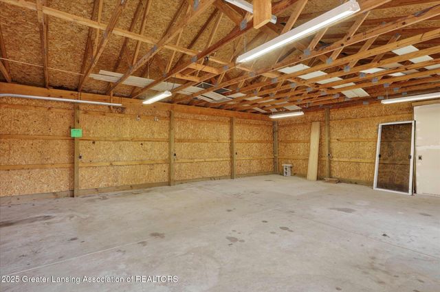 9992 Woodbury Road, Laingsburg, MI 48848