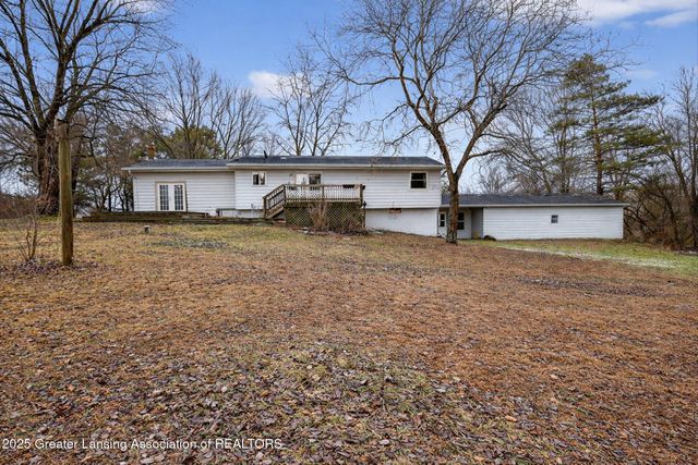 9992 Woodbury Road, Laingsburg, MI 48848