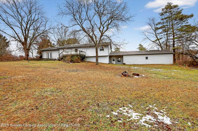 9992 Woodbury Road, Laingsburg, MI 48848