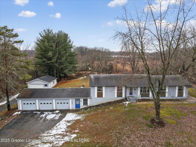 9992 Woodbury Road, Laingsburg, MI 48848