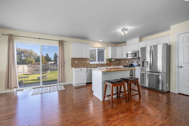 3401 S Lyle Street, Kennewick, WA 99337