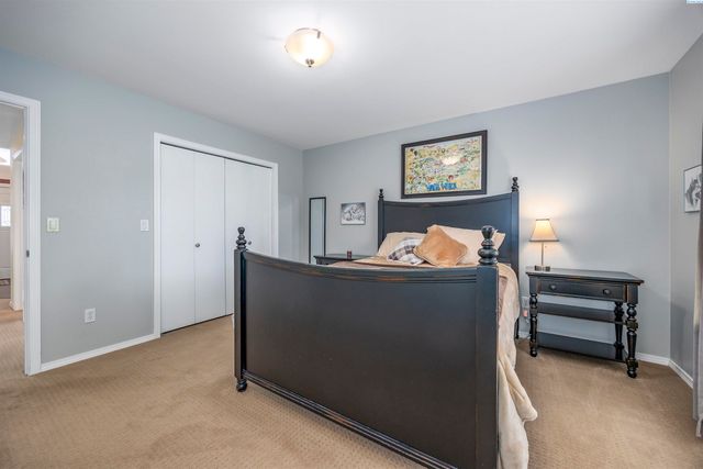 3401 S Lyle Street, Kennewick, WA 99337