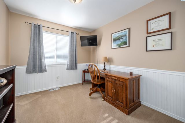 3401 S Lyle Street, Kennewick, WA 99337