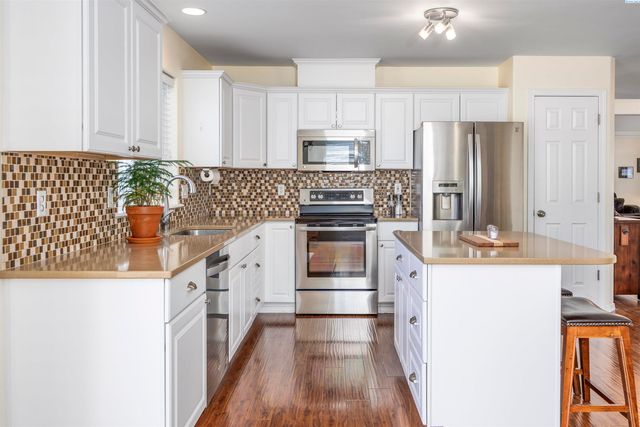 3401 S Lyle Street, Kennewick, WA 99337