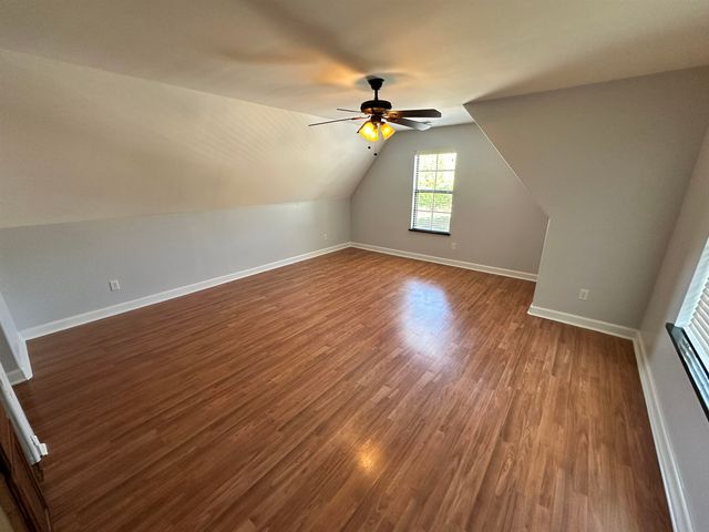 7303 WINTERBROOK LN, Memphis, TN 38018