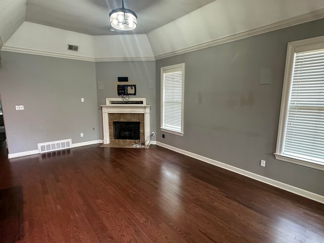 7303 WINTERBROOK LN, Memphis, TN 38018
