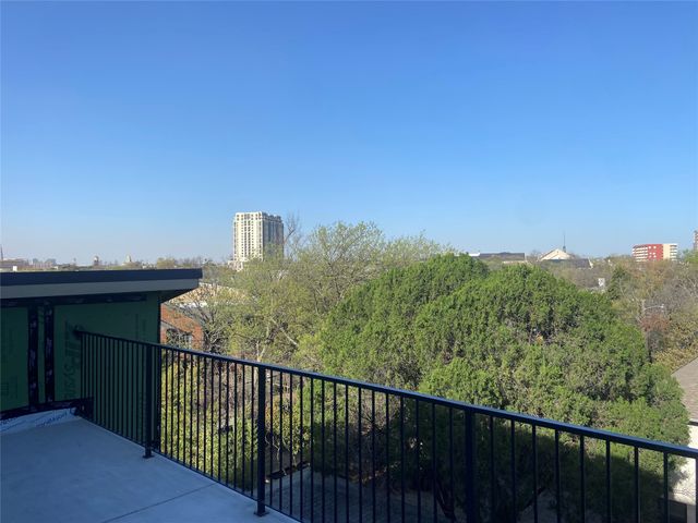 3624 N Fitzhugh Avenue, Dallas, TX 75204