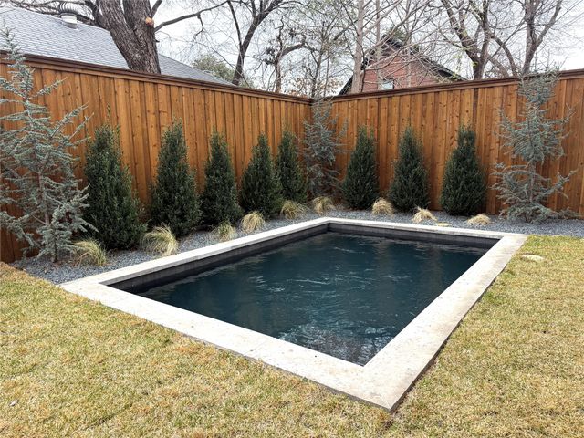 3624 N Fitzhugh Avenue, Dallas, TX 75204