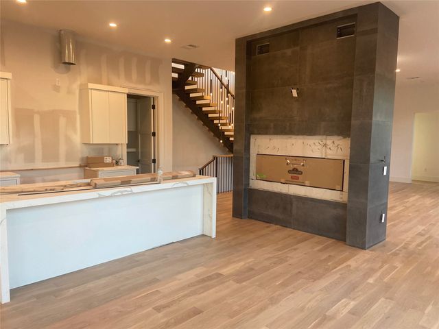 3624 N Fitzhugh Avenue, Dallas, TX 75204