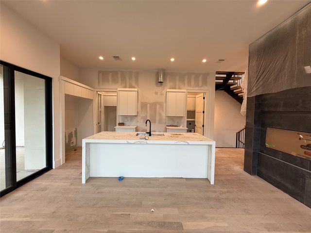 3624 N Fitzhugh Avenue, Dallas, TX 75204