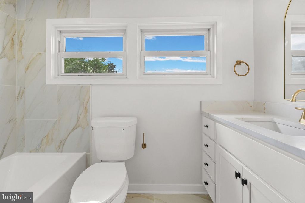 Image 30 of property listing at 3009 MILFORD AVE, Baltimore, MD 21207