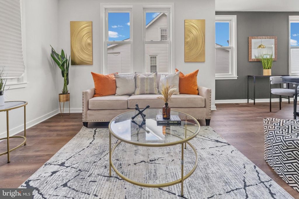 Image 4 of property listing at 3009 MILFORD AVE, Baltimore, MD 21207