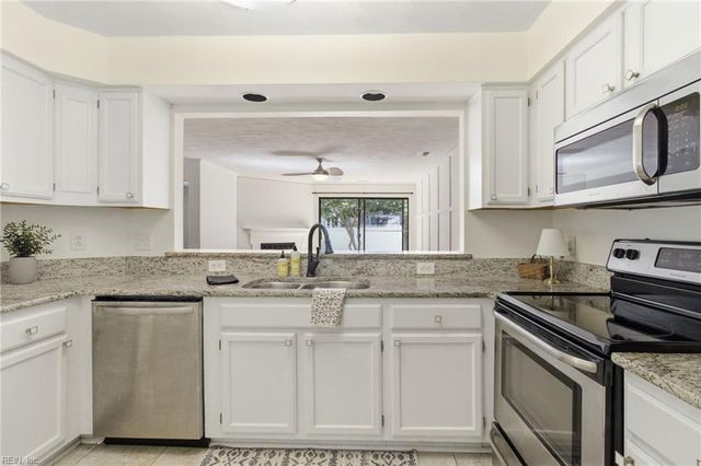 1873 Calash WAY, Virginia Beach, VA 23454