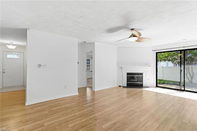 1873 Calash WAY, Virginia Beach, VA 23454