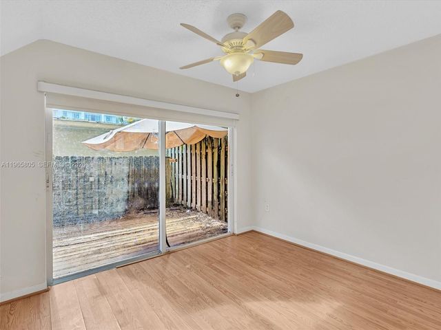 240 SW 15th Rd 112, Miami, FL 33129