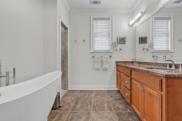 52 GREEN MEADOWS BLVD, Munford, TN 38004