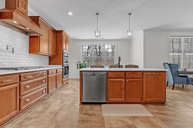 52 GREEN MEADOWS BLVD, Munford, TN 38004