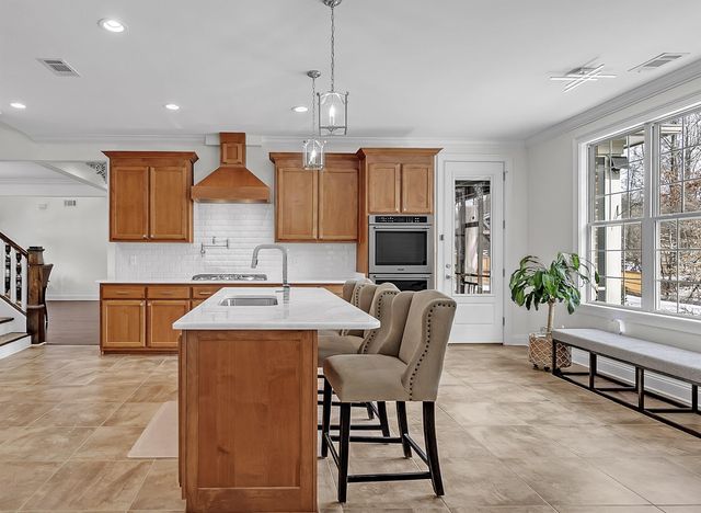 52 GREEN MEADOWS BLVD, Munford, TN 38004