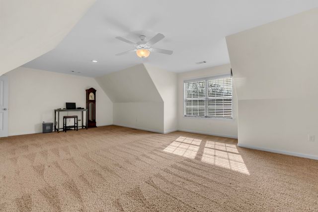 52 GREEN MEADOWS BLVD, Munford, TN 38004