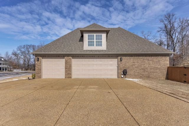 52 GREEN MEADOWS BLVD, Munford, TN 38004