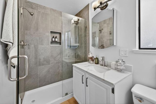 1100 Steinway Avenue, Campbell, CA 95008