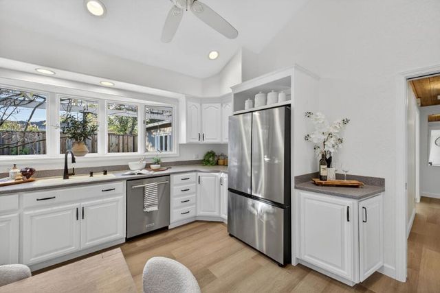 1100 Steinway Avenue, Campbell, CA 95008