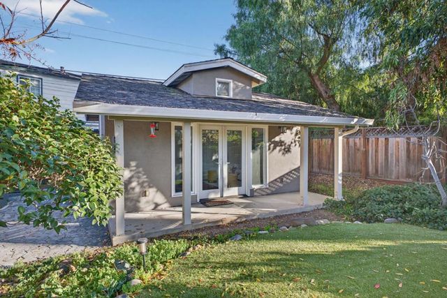 1100 Steinway Avenue, Campbell, CA 95008