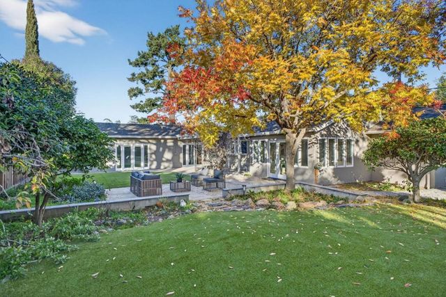 1100 Steinway Avenue, Campbell, CA 95008