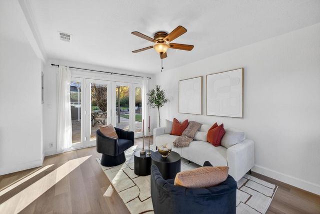 1100 Steinway Avenue, Campbell, CA 95008