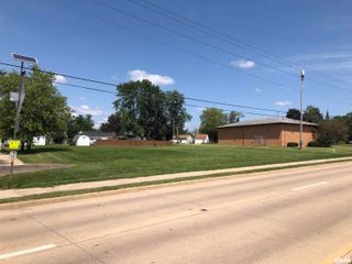 2218 WASHINGTON Road, Washington, IL 61571