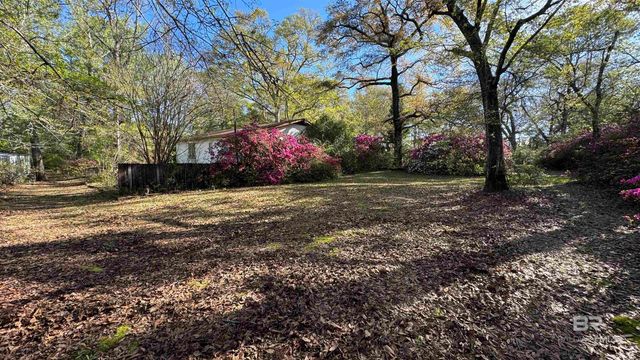 24601 Patterson Road, Robertsdale, AL 36567