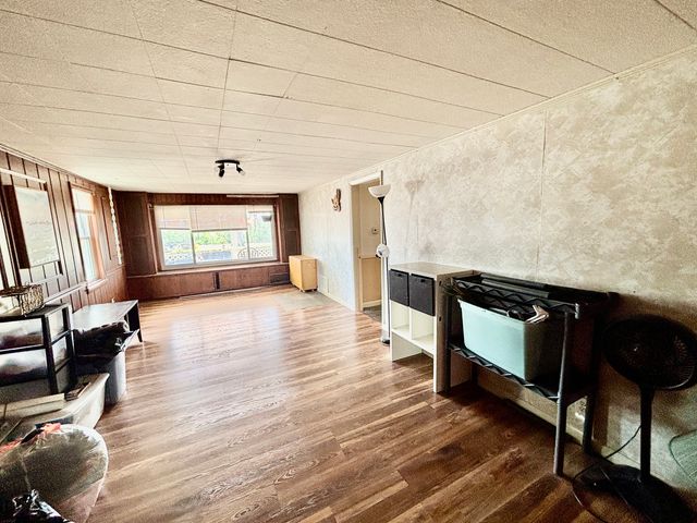 1240 S Appleton Road, Belvidere, IL 61008