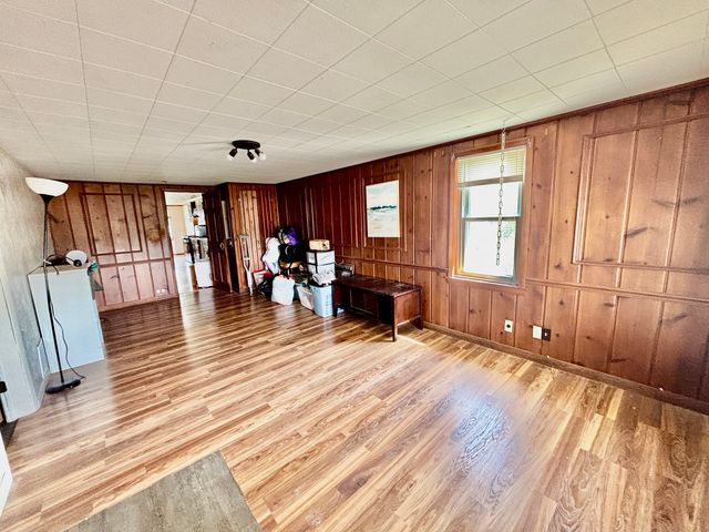 1240 S Appleton Road, Belvidere, IL 61008