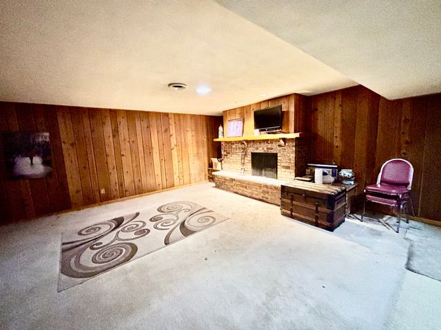 1240 S Appleton Road, Belvidere, IL 61008