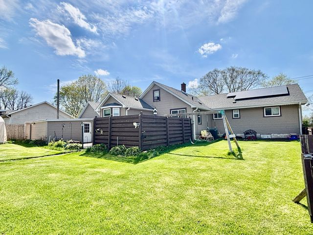 1240 S Appleton Road, Belvidere, IL 61008