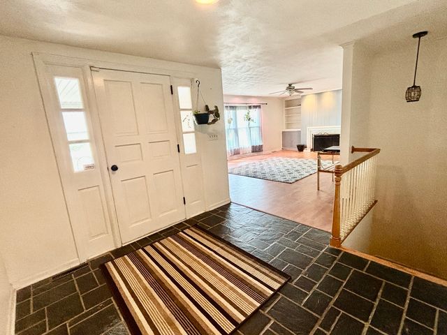 1240 S Appleton Road, Belvidere, IL 61008