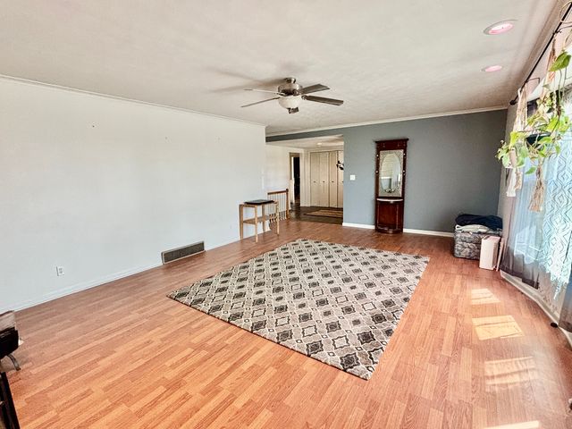 1240 S Appleton Road, Belvidere, IL 61008