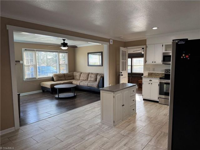 158 Betty Avenue, Mount Airy, NC 27030