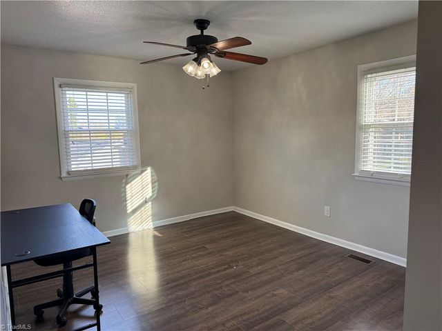 158 Betty Avenue, Mount Airy, NC 27030