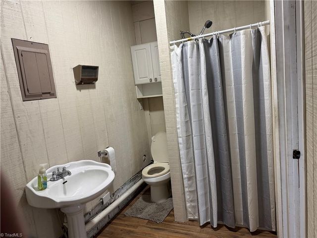 158 Betty Avenue, Mount Airy, NC 27030